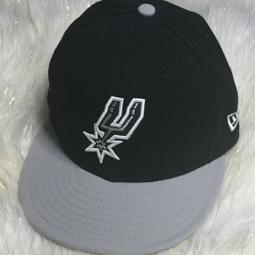NBA San Antonio Spurs New Era Fitted Hat Size 7